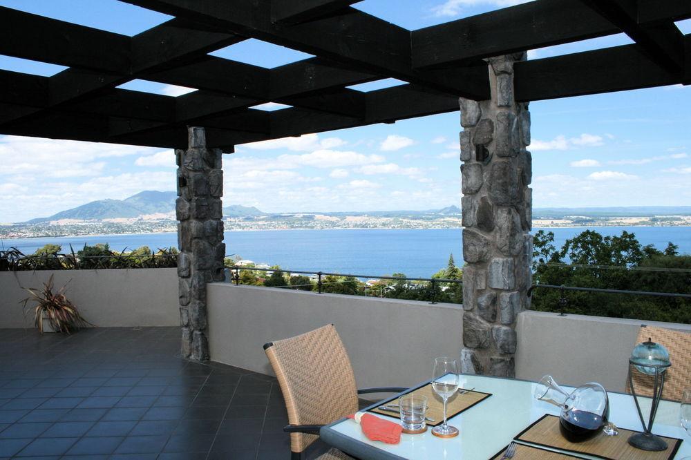 Tauhara Sunrise Lodge Taupo Eksteriør billede