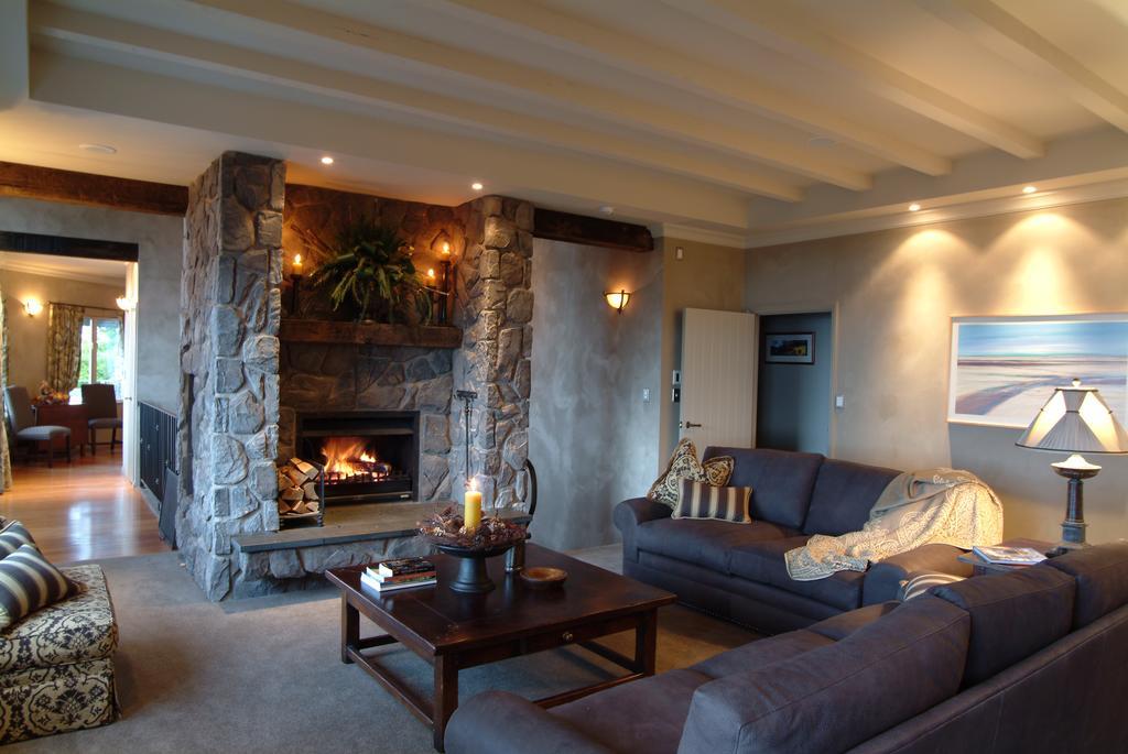 Tauhara Sunrise Lodge Taupo Eksteriør billede
