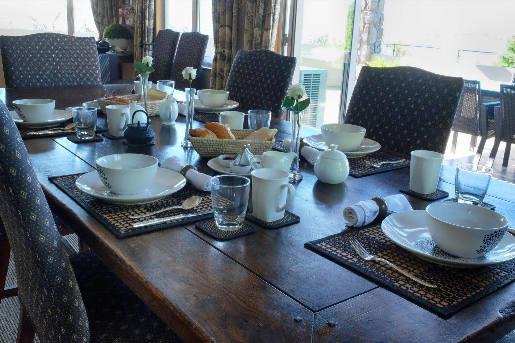 Tauhara Sunrise Lodge Taupo Eksteriør billede